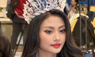 Vừa đăng quang, Hoa hậu Hoàn vũ Việt Nam Xuân Hạnh đã phải xin lỗi