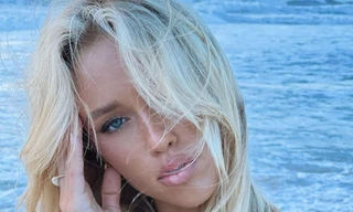 Người đẹp tóc vàng đăng quang Hoa hậu Hoàn vũ Australia