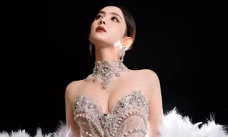 Diện đầm xuyên thấu của thương hiệu Việt Nam, Cổ Lực Na Trát hút 8 triệu lượt xem