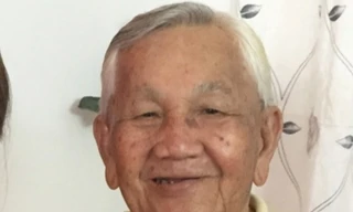 'Vua hài vọng cổ' Văn Hường qua đời