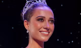 Nhan sắc được đánh giá cao của tân Hoa hậu Hoàn vũ Anh 