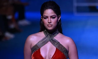 Vóc dáng hiện tại của Hoa hậu Hoàn vũ bị miệt thị ngoại hình nặng nề