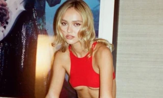 Bóc giá bộ đồ gây sóng gió cho Jennie (BlackPink) trong phim 18+