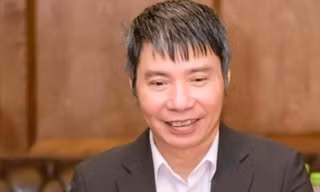 Đính chính thông tin NSND Công Lý nghỉ hưu non