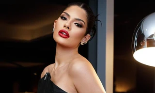 Hoa hậu đẹp nhất thế giới kết thúc nhiệm kỳ