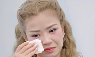 Dương Hoàng Yến liệt dây thần kinh số 7