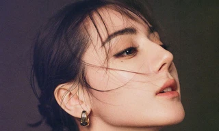 Địch Lệ Nhiệt Ba sắp thành mỹ nhân của Châu Tinh Trì