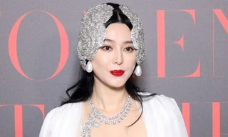 Khi Phạm Băng Băng diện váy của NTK Việt Nam