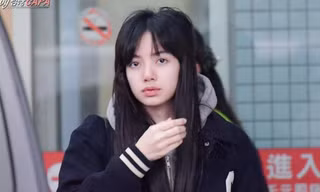 Hơn 20 triệu người xem mặt mộc của Lisa (BlackPink) khi vừa ngủ dậy 