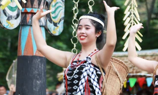 Về Hòa Bắc xem người Cơ Tu múa tung tung da dá đón du khách dịp lễ