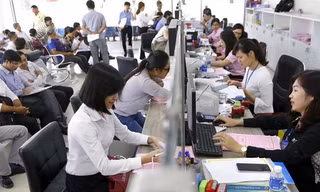 Cán bộ bị xử lý kỷ luật sẽ xếp loại không hoàn thành nhiệm vụ