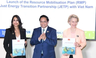 Thủ tướng đề nghị các đối tác sớm hiện thực cam kết hỗ trợ Việt Nam 15,5 tỷ USD