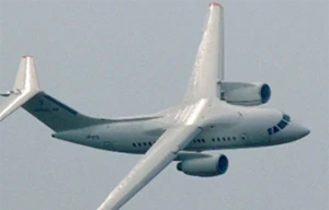 Vận tải cơ AN-148 lần đầu 'nhập ngũ'