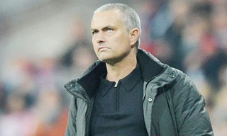 Mourinho đơn độc ở Real!