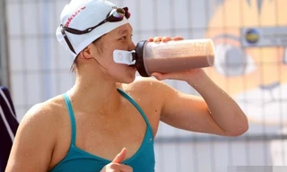 Trong khi gia đình đón Tết thì Ánh Viên luyện tập trên đất Mỹ.