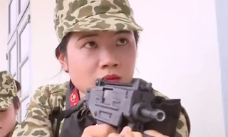 'Bông hồng thép' đặc công trên thao trường