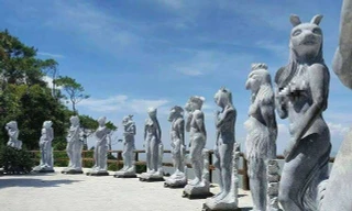 Tượng 12 con giáp khỏa thân ở khu du lịch Hải Phòng gây tranh cãi