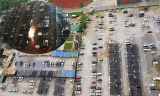 Bên trong bãi xe lậu 'khủng' bủa vây khu đô thị