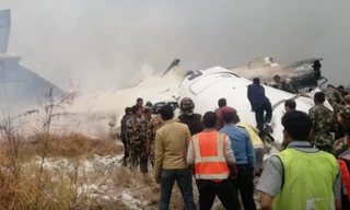 Hiện trường tai nạn máy bay ở sân bay Kathmandu. Ảnh: NepaliTimes.