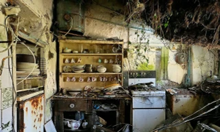 Ngôi nhà hoang đổ nát có giá 1,5 tỷ đồng