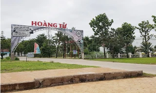 Trung tâm tiệc cưới thuộc dự án khu du lịch Sông Hậu. Ảnh: Nhật Huy.