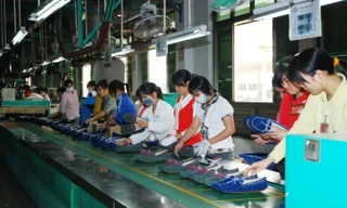 Một vụ nổ lớn vừa xảy ra tại Công ty giày da Sao Vàng đóng tại phường Yên Thanh, TP. Uông Bí, tỉnh Quảng Ninh.