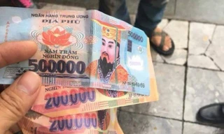 Bản tin 8H: Lộ diện tài xế trả tiền âm phủ cho hai du khách nước ngoài