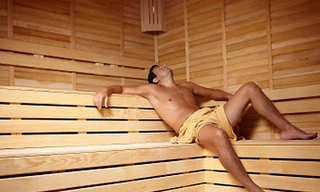 Trộm xong, tranh thủ tắm hơi