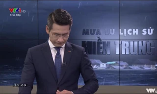 BTV Tuấn Dương gây xúc động khi dẫn live về miền Trung-'Mình xem mà cũng bật khóc thực sự'