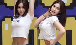 Thân hình S-line nóng bỏng của nữ thần tượng 19 tuổi được dân mạng không ngớt lời khen