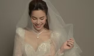 Hồ Ngọc Hà khoe ảnh lộng lẫy trong bộ váy cưới, nhan sắc bà mẹ 3 con ngày một lên hương