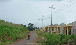 Nhiều làng di dân lòng hồ An Khê-Kak Nak đã tái định cư nhưng chưa thể định canh