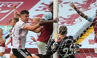 Tình huống lẽ ra Sheffield United phải được công nhận bàn thắng trong trận đấu với Aston Villa.