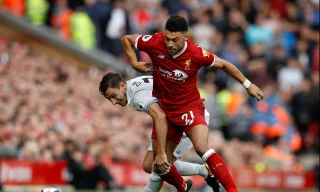 Liverpool và M.U chia điểm trong trận cầu không bàn thắng