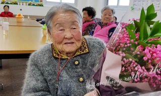 Mẹ HLV Park Hang-seo