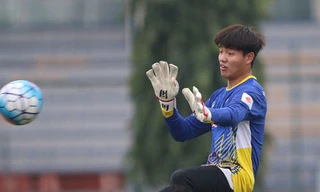 Thủ môn Phí Minh Long đã bình phục chấn thương.