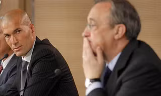 Real Madrid cân nhắc rời bỏ La Liga.