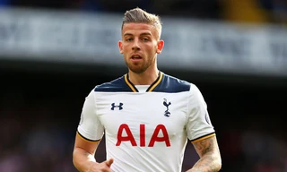 M.U muốn Tottenham sớm chốt giá bán Alderweireld.