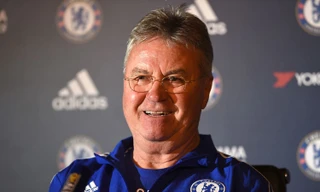 Hiddink sẽ tiếp tục ở lại Chelsea mùa tới?