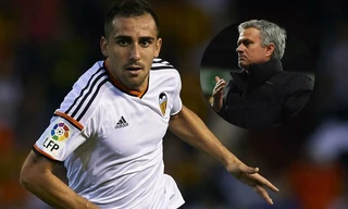 Mourinho nhắm Alcacer cho hàng công Chelsea. 