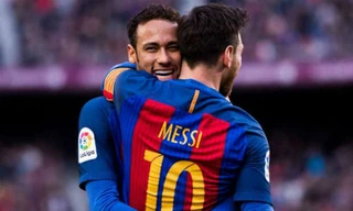 Barcelona lập kỷ lục 100 bàn thắng trong mùa giải 2016/17.