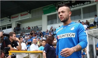 Tiền vệ Stephan Schrock của Philippines.