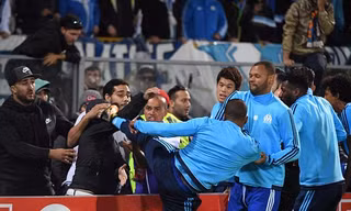 BẢN TIN Thể thao: Marseille sa thải cựu sao M.U sau cú kungfu
