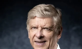 HLV Arsene Wenger.