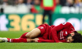 Mohamed Salah chính thức lỡ trận tái đấu với Barcelona.