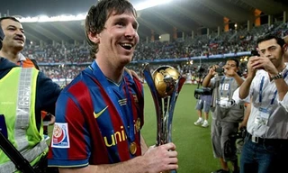 Messi phải nghỉ tập đi kiểm tra thận.