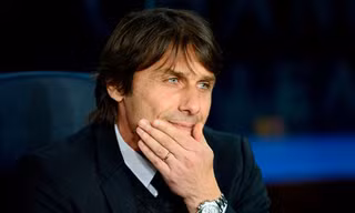 AC Milan mời gọi HLV Conte.
