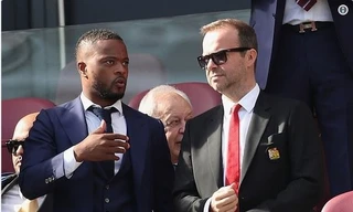 Patrice Evra chuẩn bị đảm nhiệm vai trò Giám đốc Thể thao của M.U?