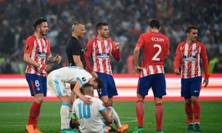 Dimitri Payet dính chấn thương nghiêm trọng.