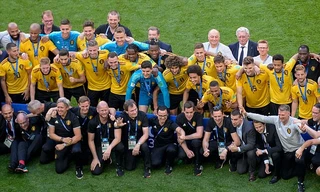Các thành viên đội tuyển Bỉ nhận HCĐ World Cup 2018.